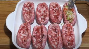 passo 01 linguiça de forno recheada