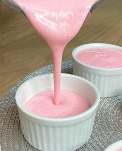 APRENDA A FAZER MOUSSE FIT DE MORANGO