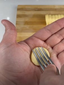 APRENDA COMO FAZER BISCOITO AMANTEIGADO EM CASA